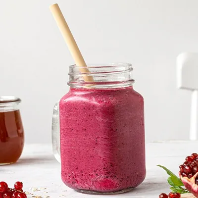 Receta de Smoothie Potenciador con Bayas